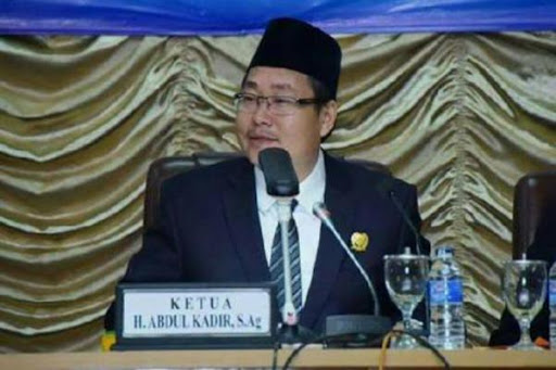 Penuhi Panggilan Penyidik, Mantan Ketua DPRD Bengkalis Diperiksa KPK
